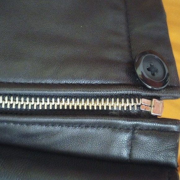 Valerie Stevens New Zealand Lambskin Leather Belted Longer Jacket (S or M) - Picture 15 of 15